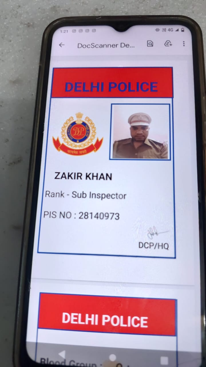 नकली पुलिस बनकर कैसे लूटते थे पब्लिक को 